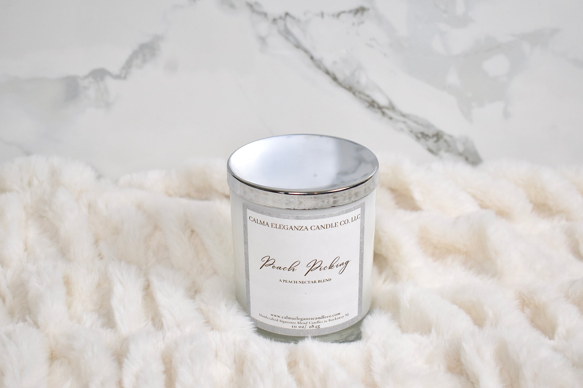 Peach Picking Candle 